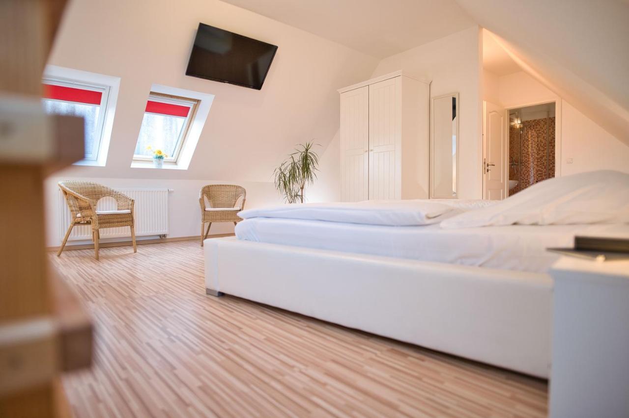 Zum Goldenen Anker Apart otel Stralsund Dış mekan fotoğraf